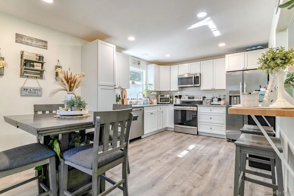 17 Pine Court Middletown NY 10941