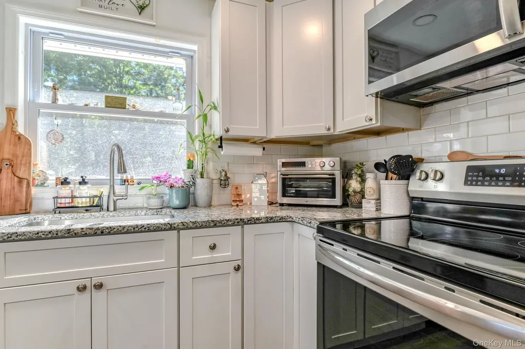 17 Pine Court Middletown NY 10941