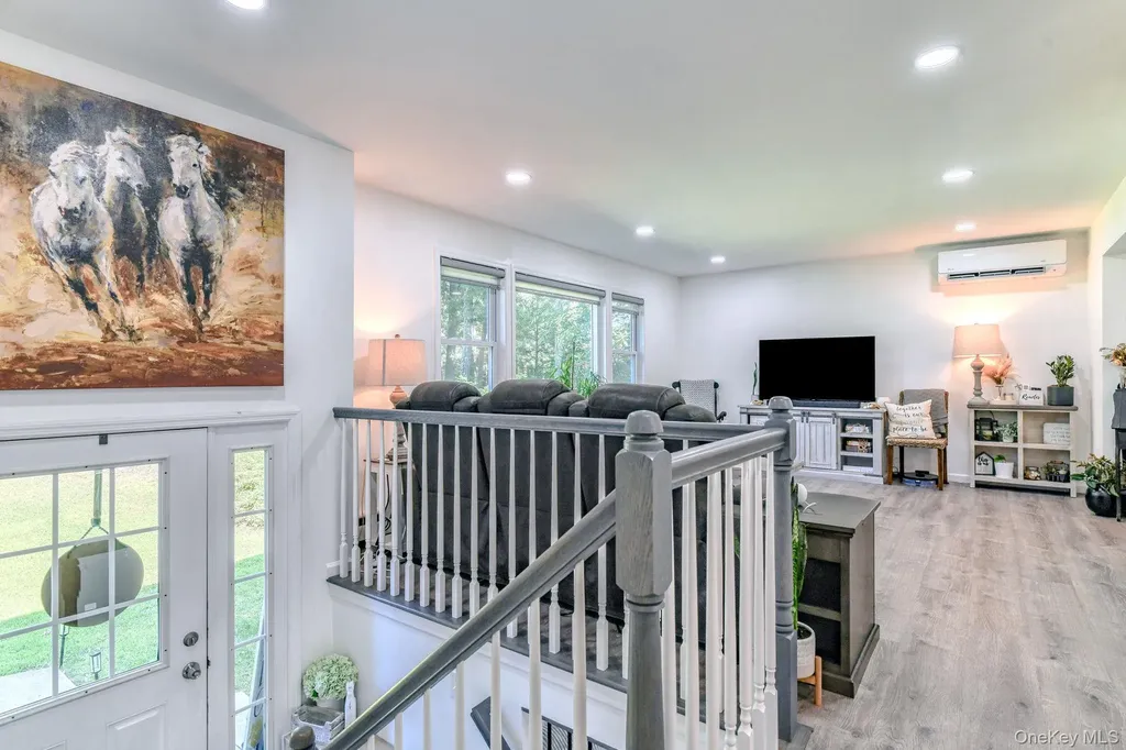17 Pine Court Middletown NY 10941