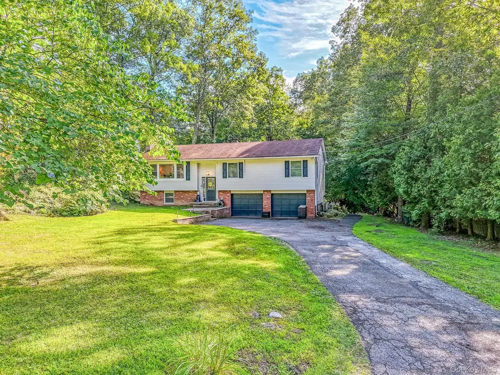 17 Pine Court Middletown NY 10941
