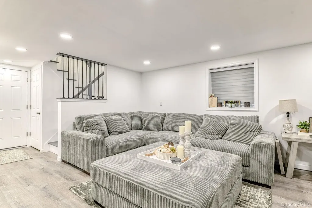 17 Pine Court Middletown NY 10941