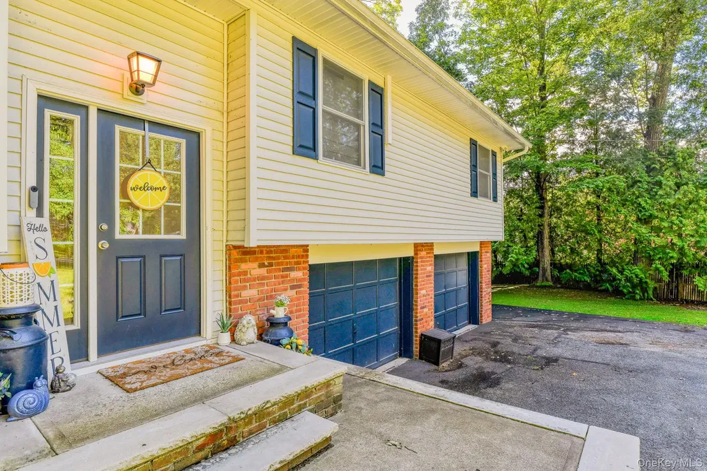 17 Pine Court Middletown NY 10941