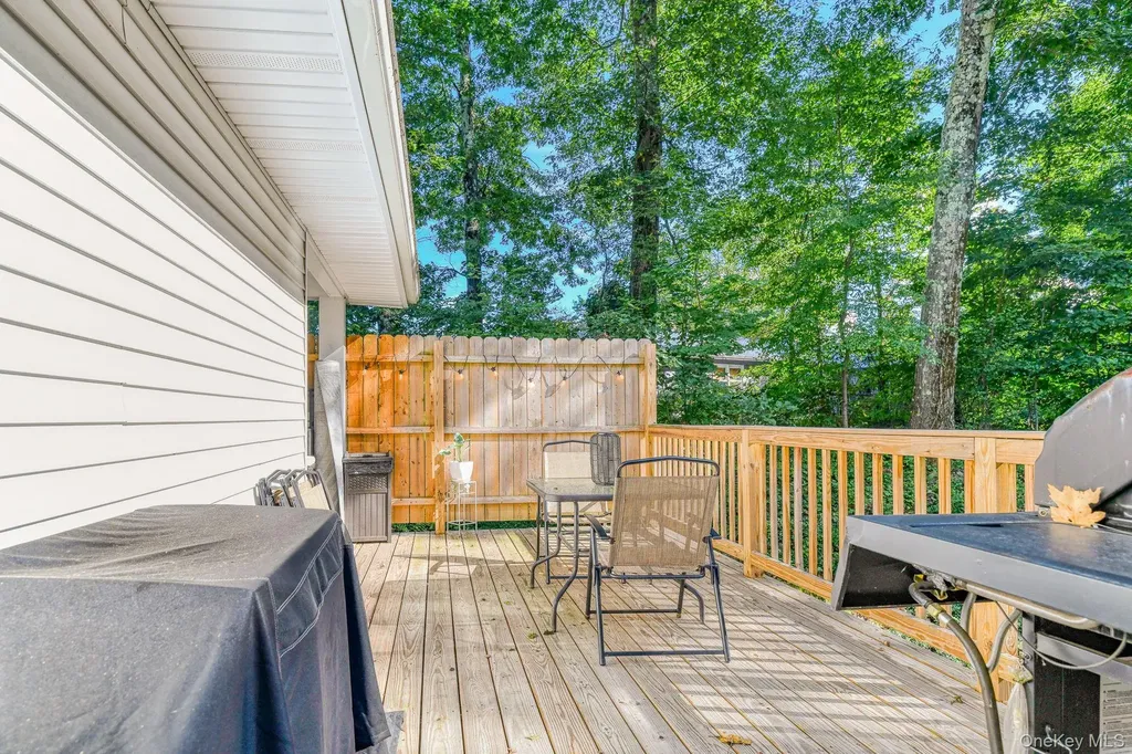 17 Pine Court Middletown NY 10941