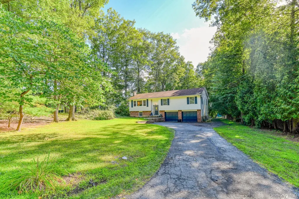17 Pine Court Middletown NY 10941