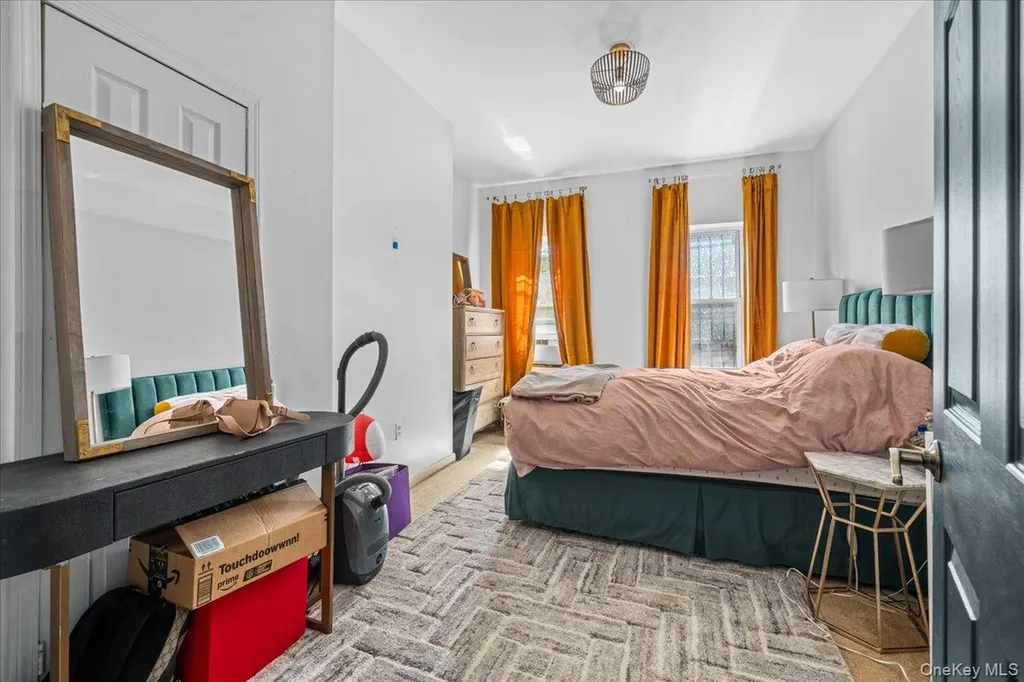 124 Grove Street Brooklyn NY 11221