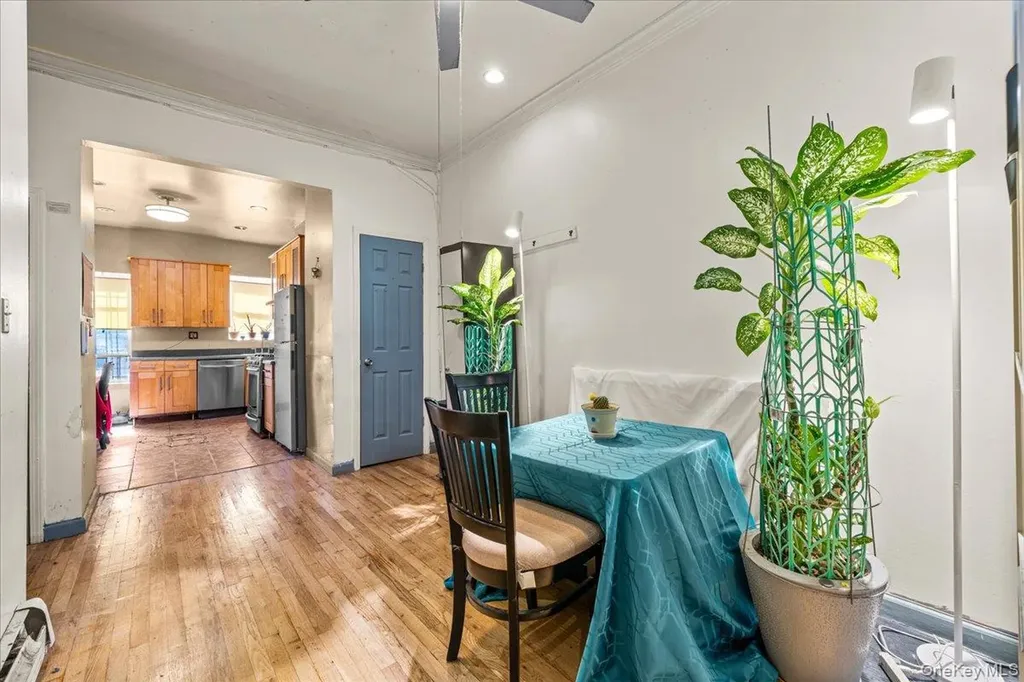 124 Grove Street Brooklyn NY 11221