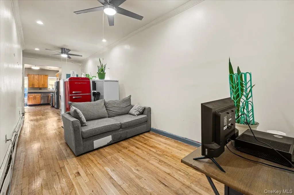 124 Grove Street Brooklyn NY 11221