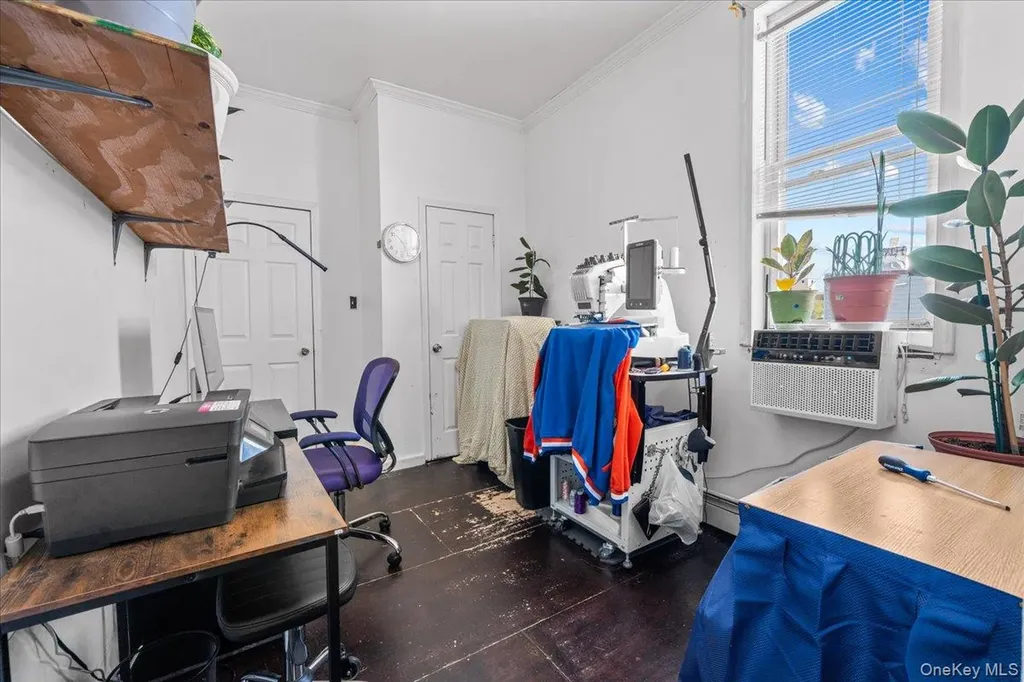 124 Grove Street Brooklyn NY 11221