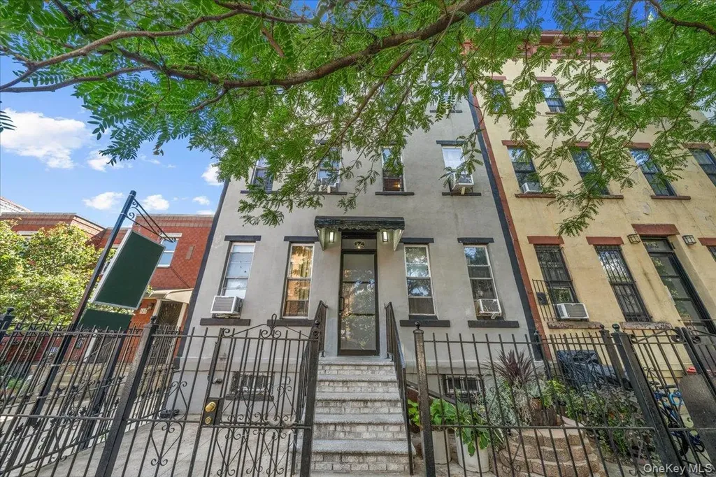 124 Grove Street Brooklyn NY 11221