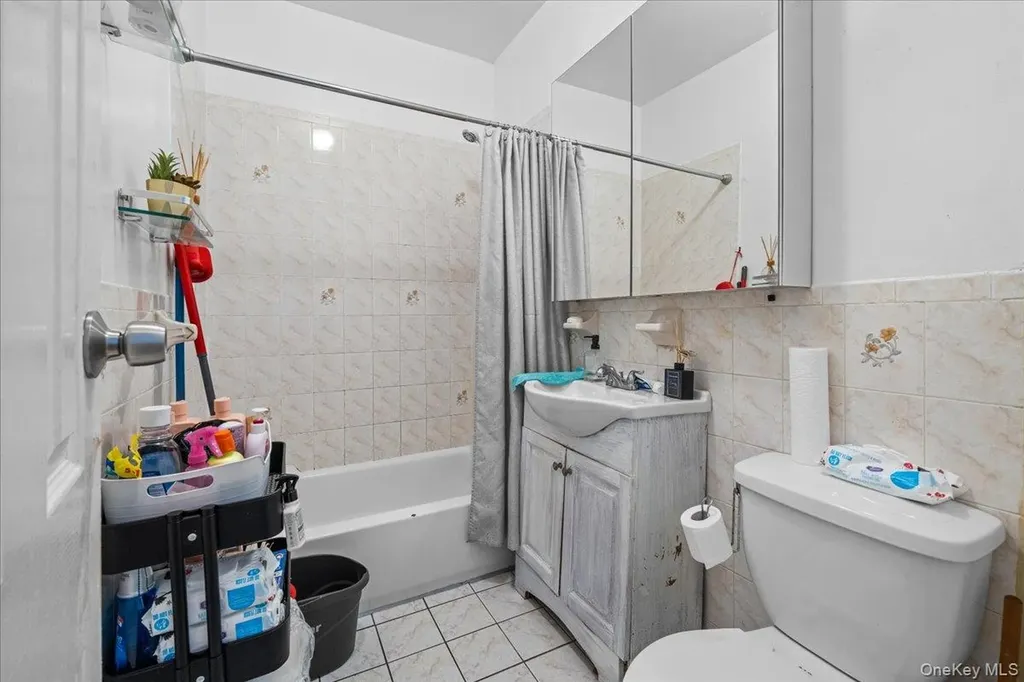 124 Grove Street Brooklyn NY 11221