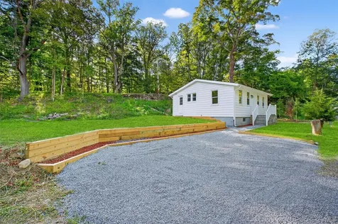2091 Maple Avenue Cortlandt Manor NY 10567