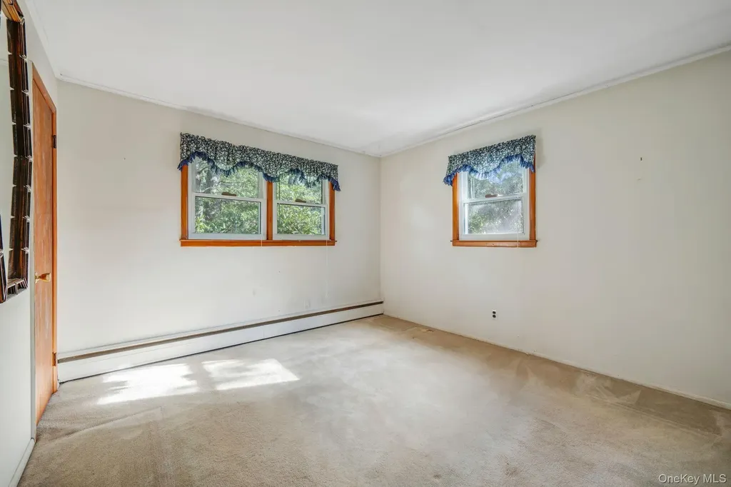 362 W Woodside Avenue Patchogue NY 11772