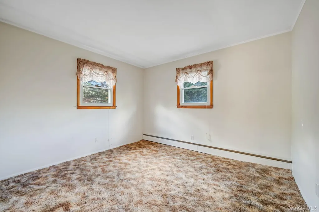362 W Woodside Avenue Patchogue NY 11772