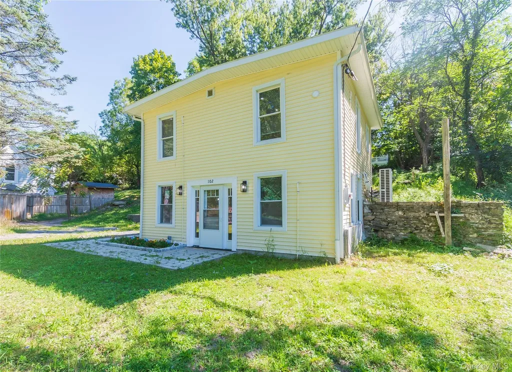 102 Dowling Street Newburgh NY 12550
