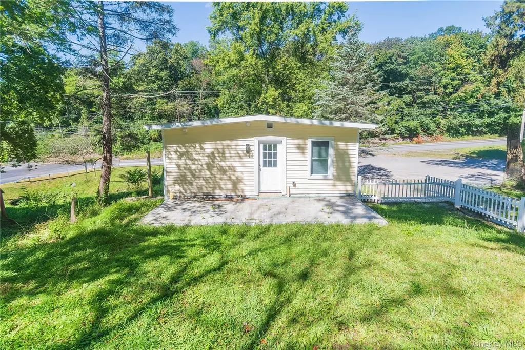 102 Dowling Street Newburgh NY 12550