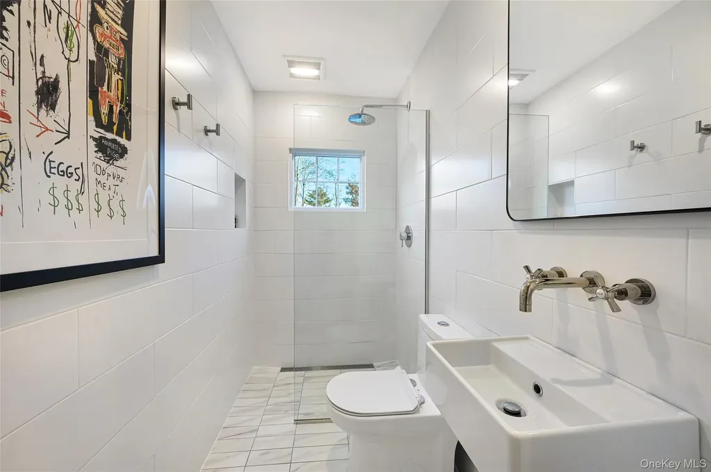 148 Montauk Highway Westhampton NY 11977