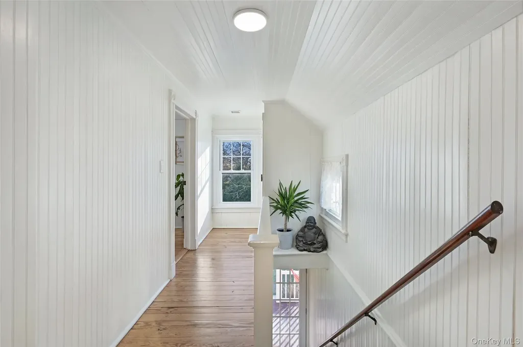 148 Montauk Highway Westhampton NY 11977