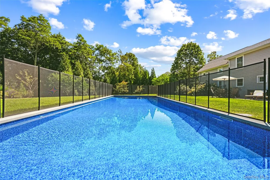 148 Montauk Highway Westhampton NY 11977
