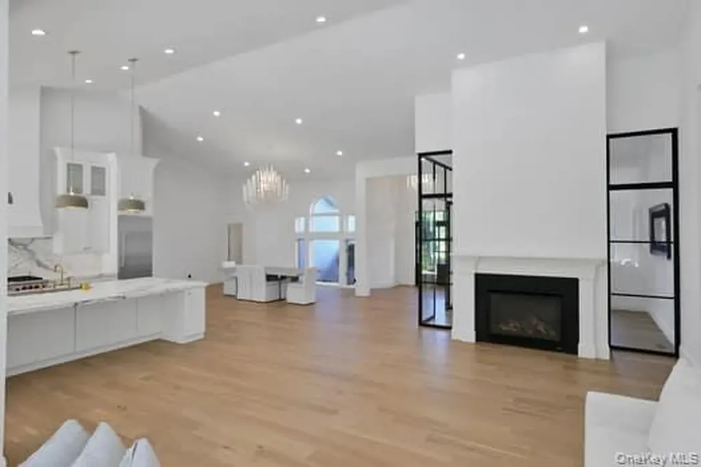 14 Far Horizons Drive Newburgh NY 12550