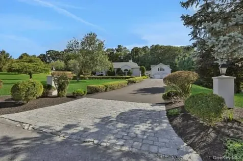 14 Far Horizons Drive Newburgh NY 12550