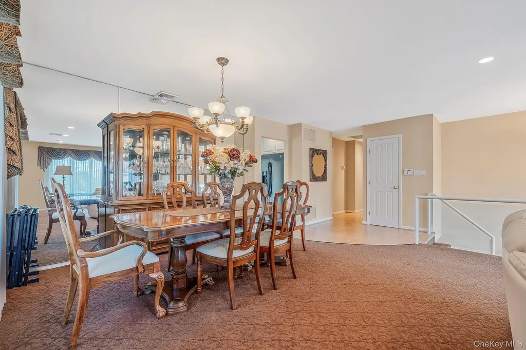 2468 Riviera Lane Bellmore NY 11710