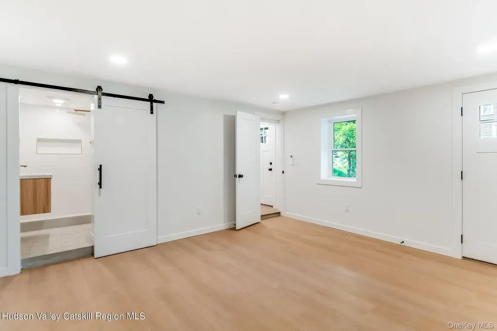 9 Mountain Road Rosendale NY 12472