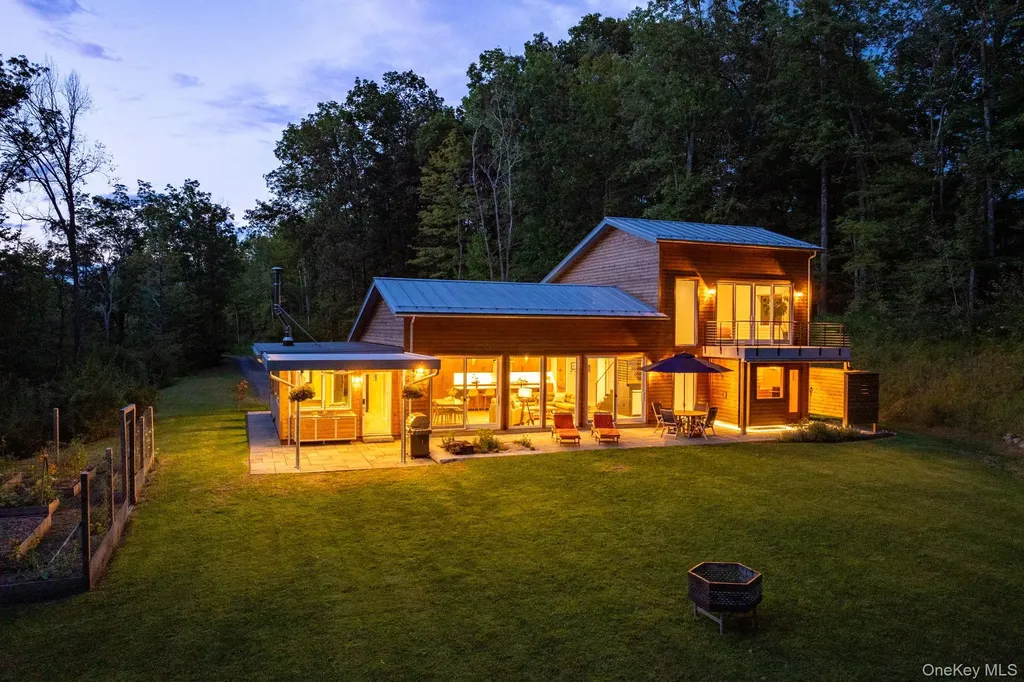 14 Beech Access Lane High Falls NY 12440