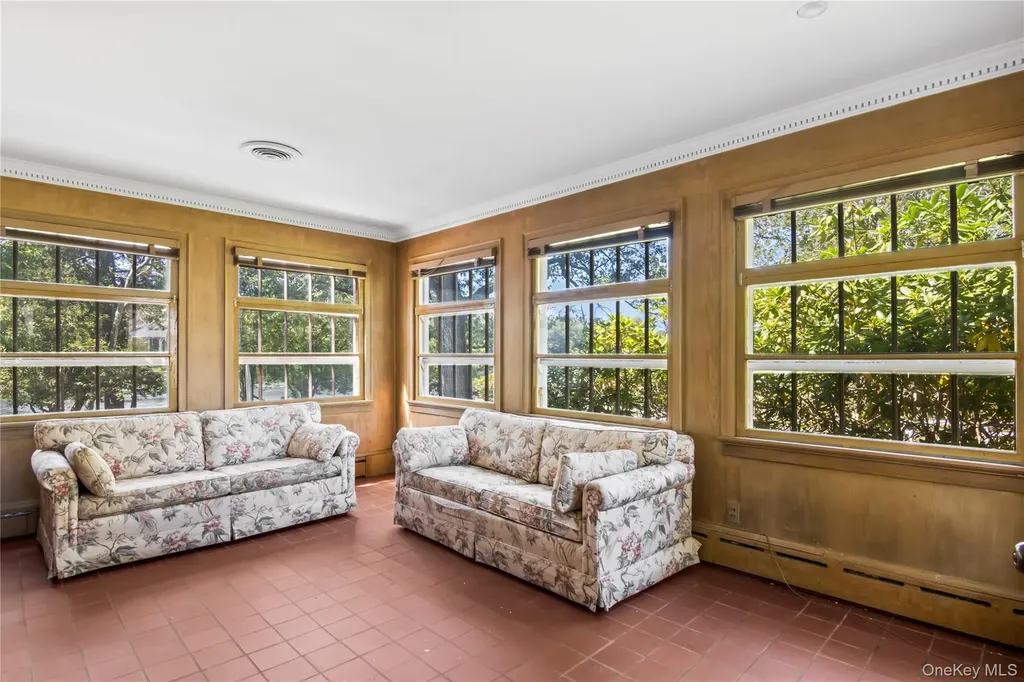 108 Shore Road Patchogue NY 11772