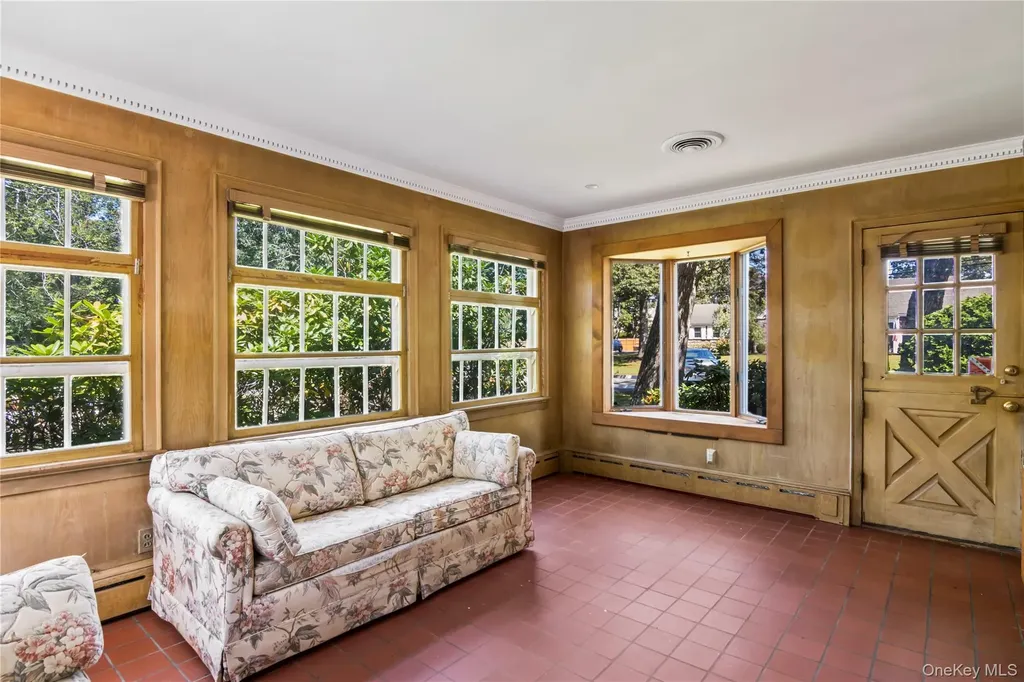 108 Shore Road Patchogue NY 11772