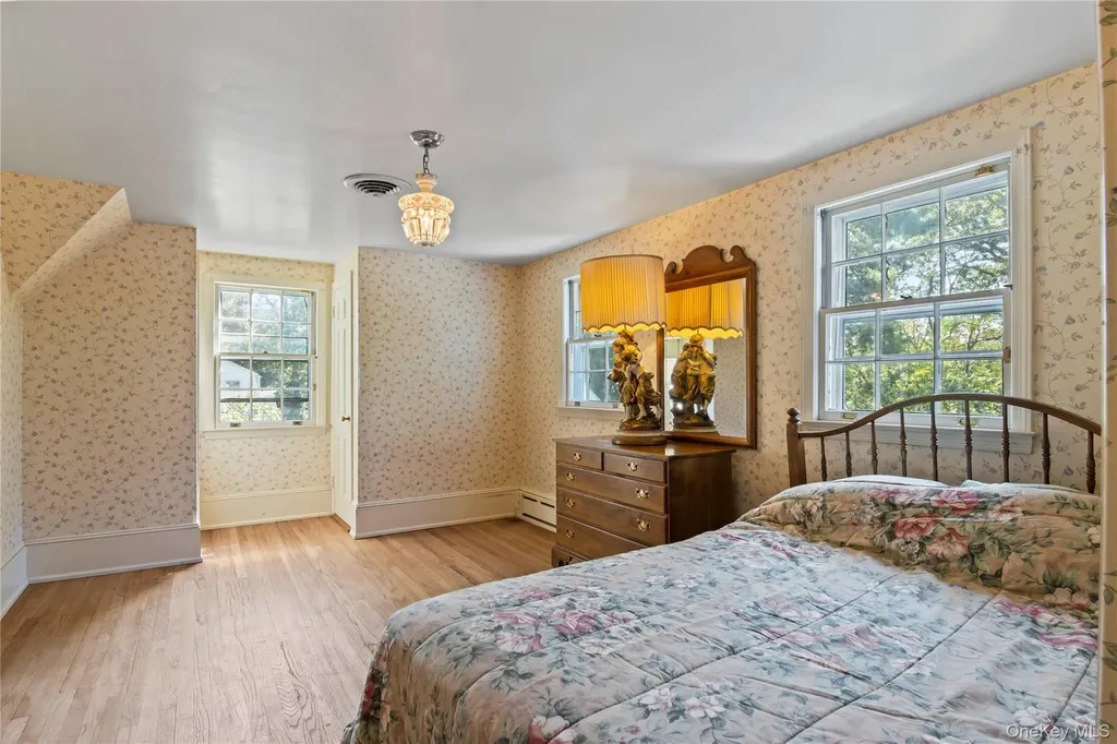 108 Shore Road Patchogue NY 11772