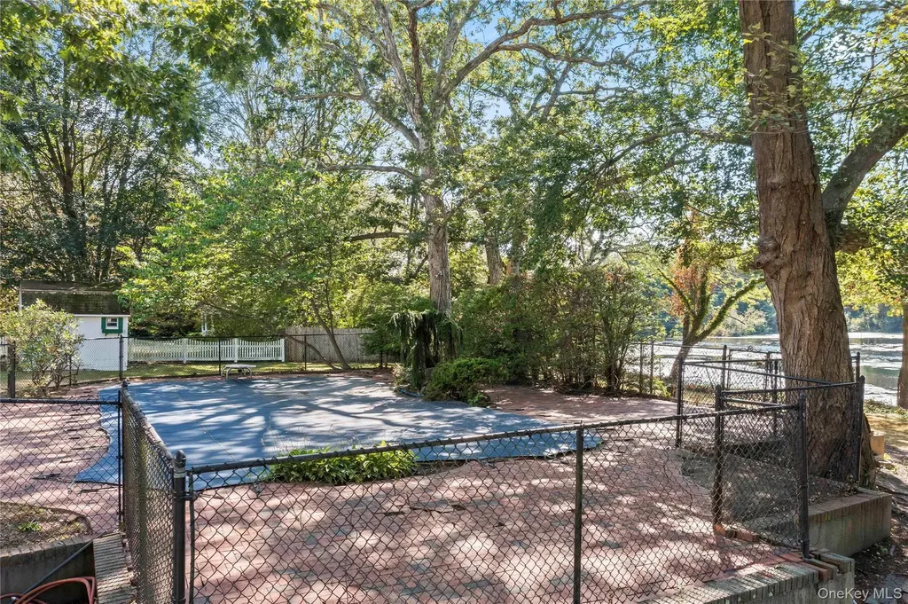 108 Shore Road Patchogue NY 11772