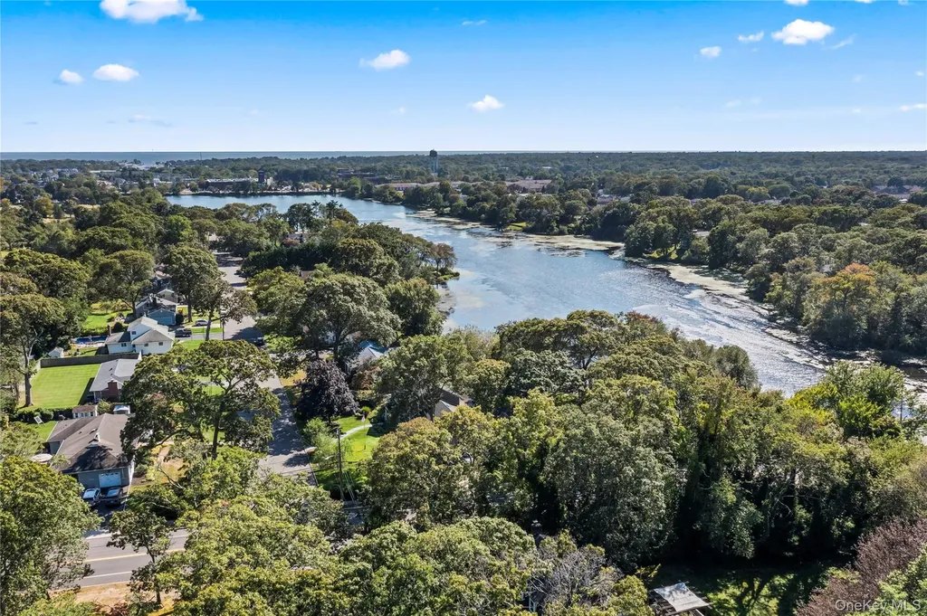 108 Shore Road Patchogue NY 11772