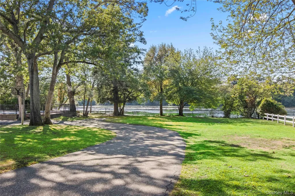 108 Shore Road Patchogue NY 11772