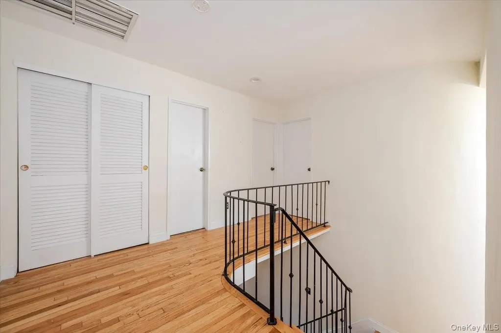 30 Donna Lane Lido Beach NY 11561