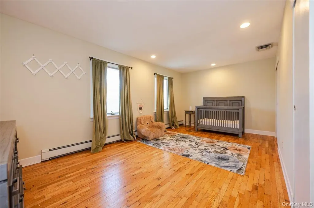 30 Donna Lane Lido Beach NY 11561