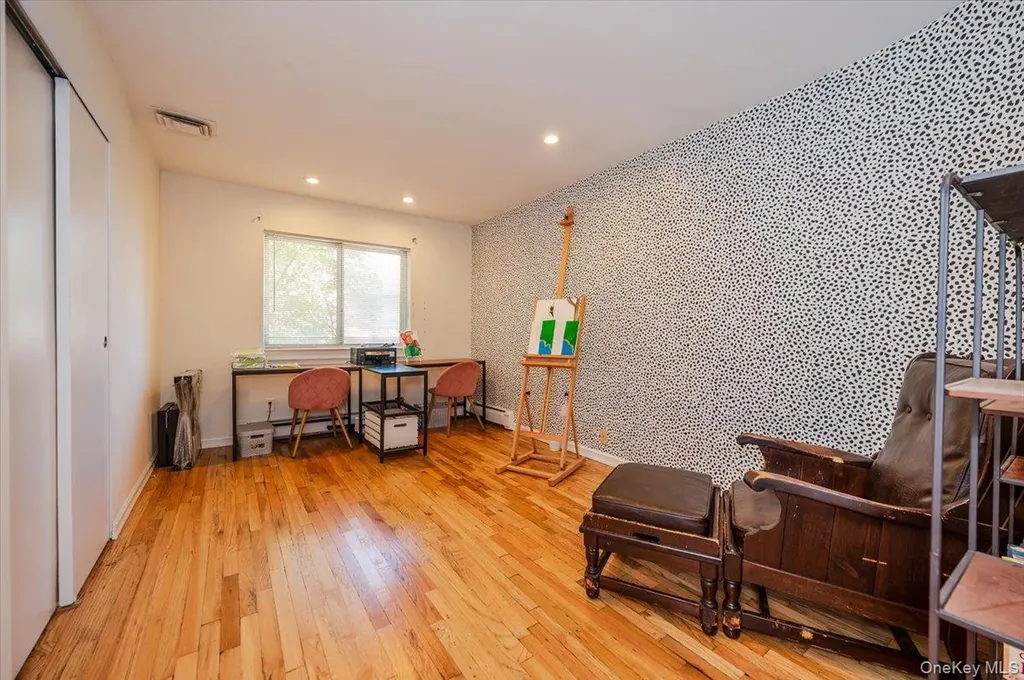 30 Donna Lane Lido Beach NY 11561
