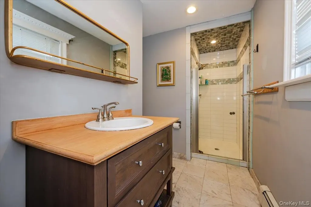 30 Donna Lane Lido Beach NY 11561