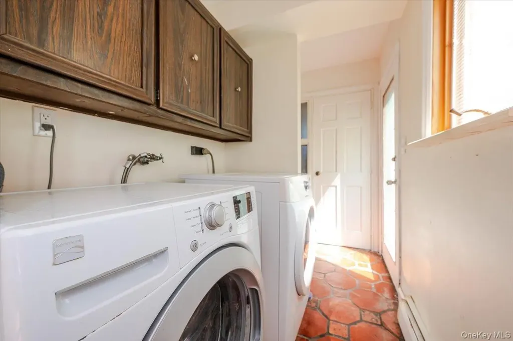 30 Donna Lane Lido Beach NY 11561