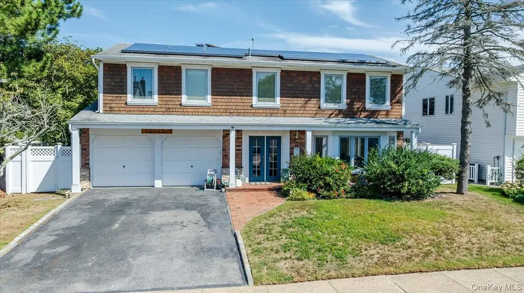 30 Donna Lane Lido Beach NY 11561