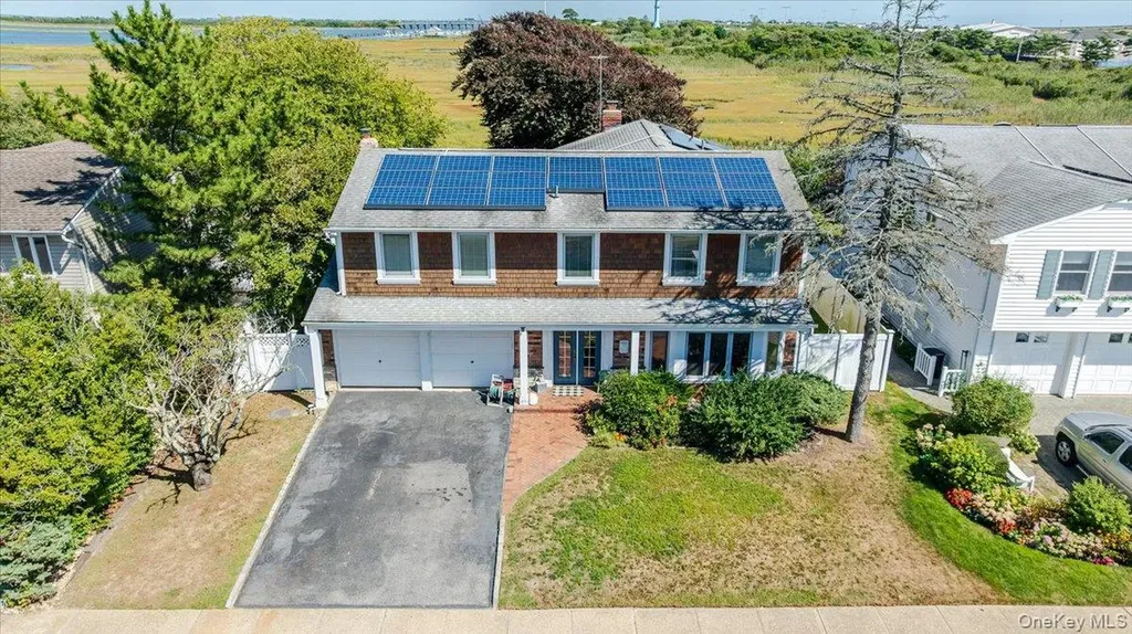 30 Donna Lane Lido Beach NY 11561