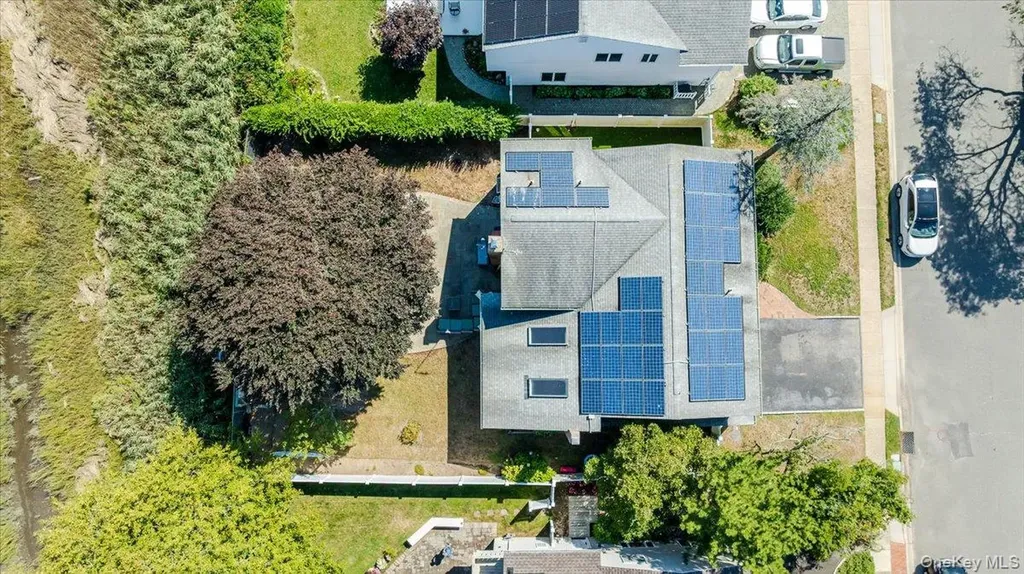 30 Donna Lane Lido Beach NY 11561