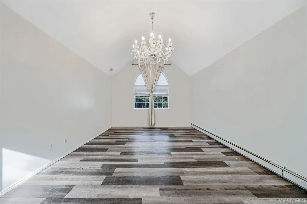 3 Embassy Road Selden NY 11784