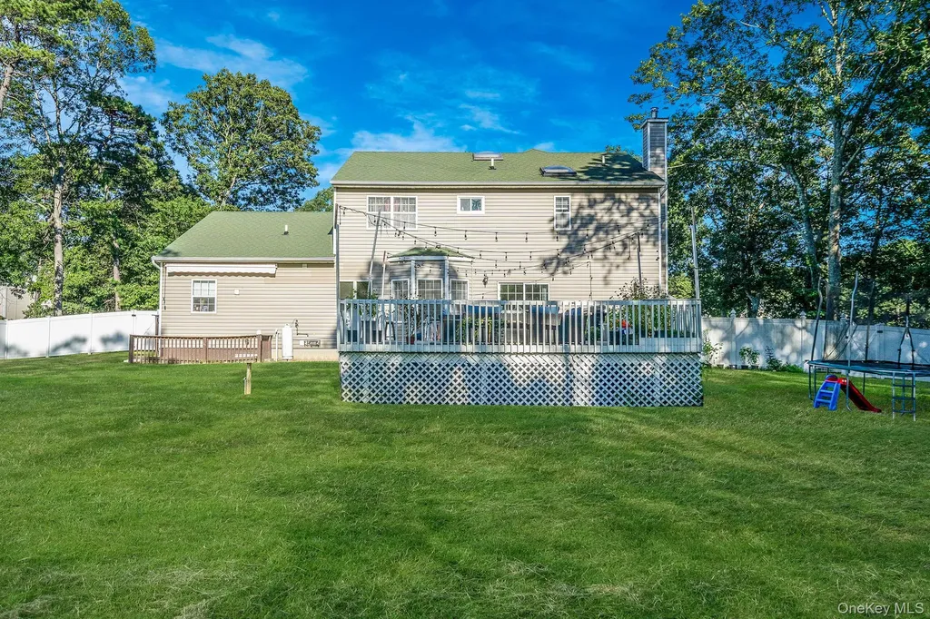 3 Embassy Road Selden NY 11784