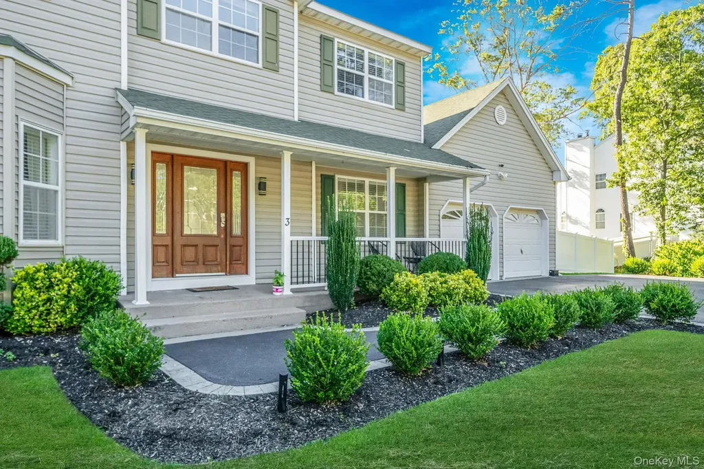3 Embassy Road Selden NY 11784