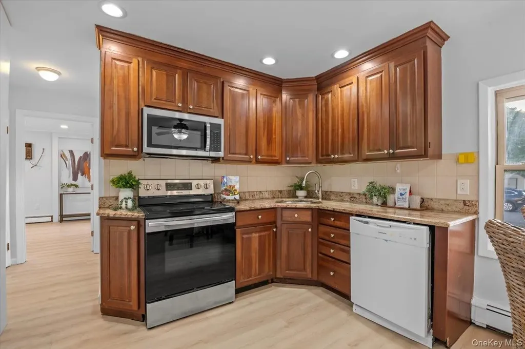 119 Hamlet Road Levittown NY 11756
