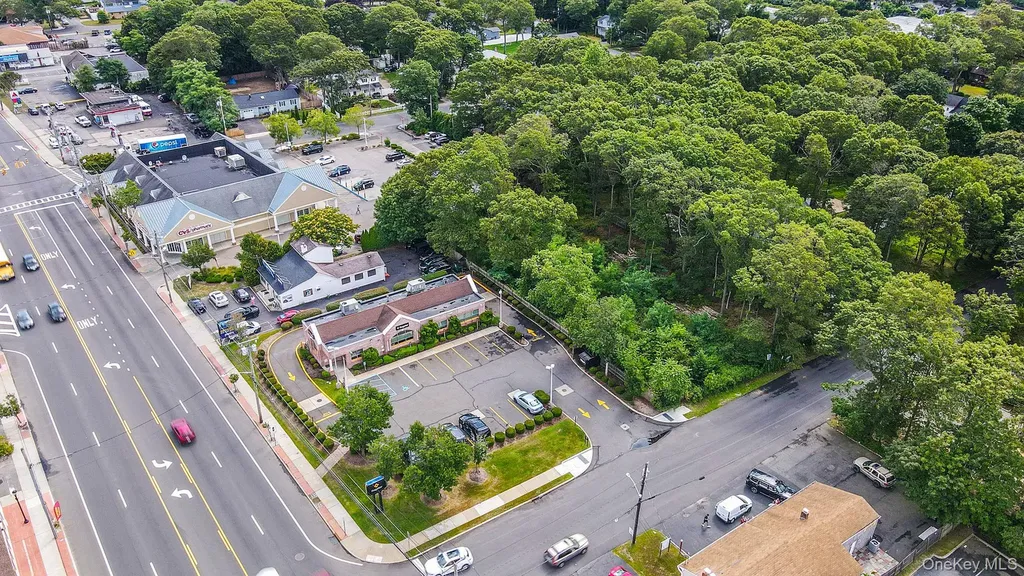 V/l Versa Place Shirley NY 11967