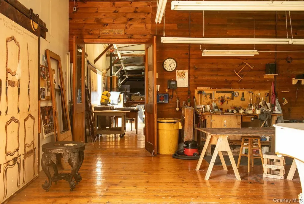 33 Maple Avenue Claverack NY 12513