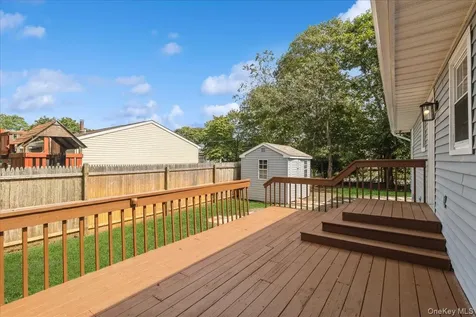 509 Hampton Avenue Bellport NY 11713