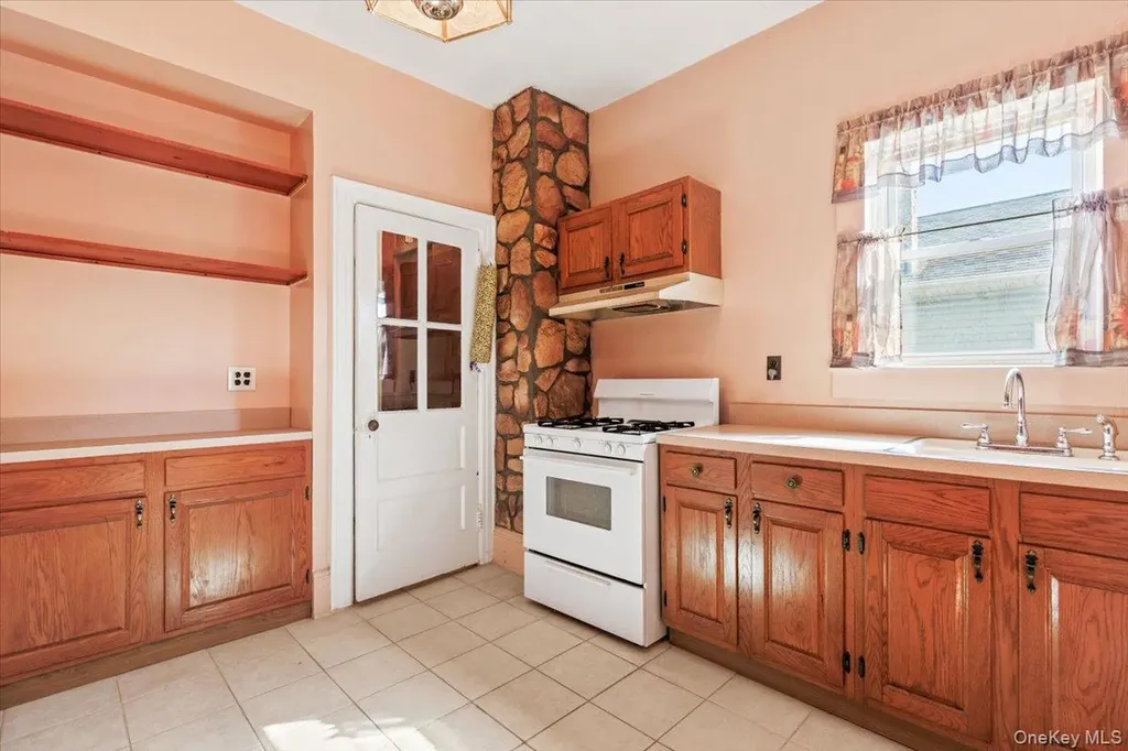 2871 Zulette Avenue Bronx NY 10461