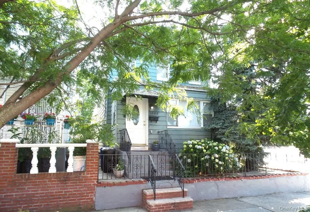 1048 E 98th Street Brooklyn NY 11236